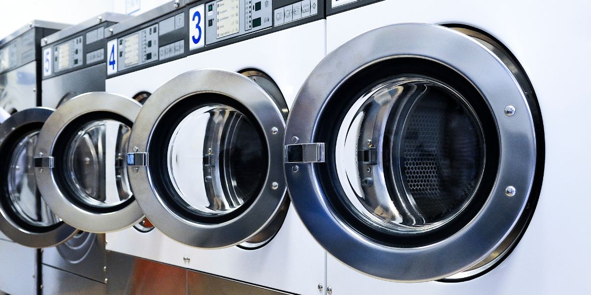Why Fort Worth Residents Trust Local Laundromats for Fresh, Clean Laundry