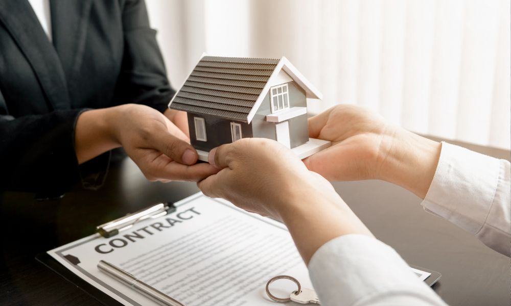 10 Proven Tips to Sell Your House Quickly and Efficiently